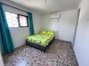 Habitaciones amobladas con baño privado