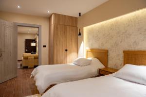 B Suites Boutique Hotel