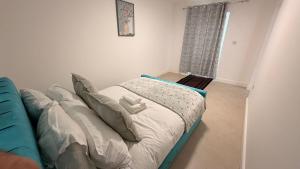 4 Bedroom Home Edgware Ground Floor