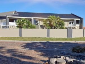 Beachwood Inn Melkbosstrand