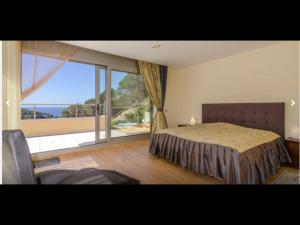 Вилла LAZIRINAMAR