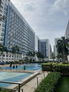 Mikhail Cozy Pad at Sea Residences near MOA NAIA