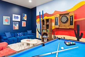 Suncrest Retreat - Pool Pickleball Theater