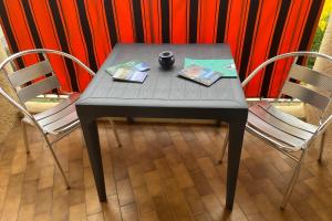 The Little Arbanais Ideal studio near the sea