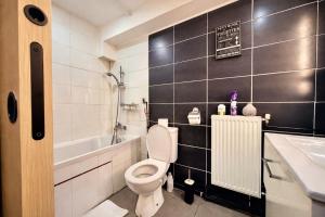 " Pause sur le Quai " Entrée Autonome - WiFi - 2ch