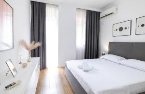 MiCasa Tirana 2