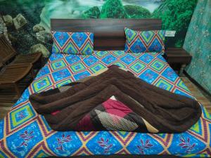 HOTEL JOGI GUEST HOUSE welcomefamilies, friends, groups, couples, singles fully Airconditioner, attach washrooms, lift, wifi, gyser hot water, 24 hours room service, power backup