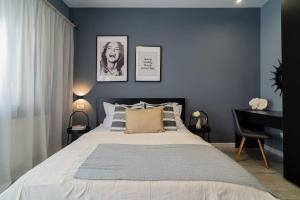 Stylish Designer 2BR Apartment by Dambovitei