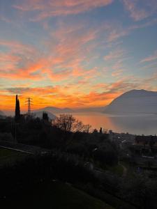 AltaLux Design and Panoramic Lake View