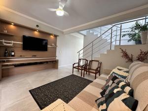 CASA SERINGUEIRAS - Linda casa na Praia de Palmas a 6 minutinhos do mar