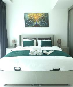 Panoramic View Balcony - Stylish 1BR Apartment