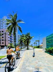 Apê Pé na areia Frente mar
