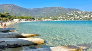 Sea view Pool AC Renovated 2026 Beach 300m