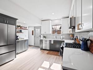 Gorgeous Remodel Game Room Sleeps 8