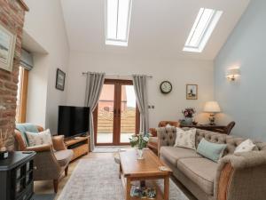 Bumble Bee Lodge