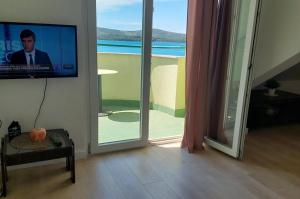 Holiday apartment in Zaboric with sea view, balcony, air conditioning, WiFi 5177-3