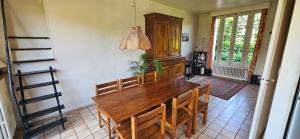 Maison familiale avec jardin - Crépy
