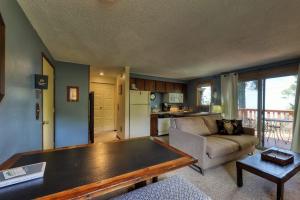 Slope-Side Getaway Deck Pool Table Views