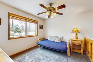 Spring Mountain Condo Pool Gym Slopes