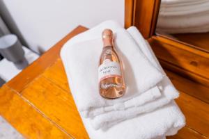 Luxe 3Bed in Hayes Near Heathrow & Elizabeth Line - Easy Access to Central London - Free Parking - Family - Contractor Stay