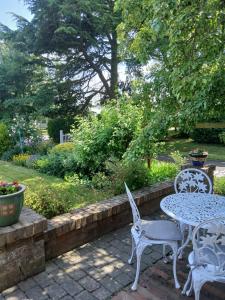 Ingon Bank Farm Bed And Breakfast