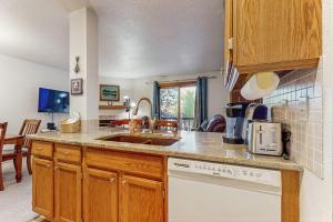 Downtown McCall Condo with Balcony & Views