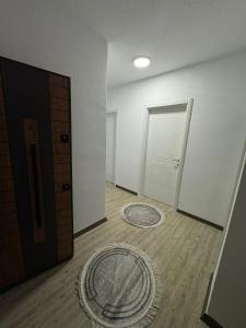 Poshi Apartment