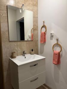 Joli studio avec parking privé