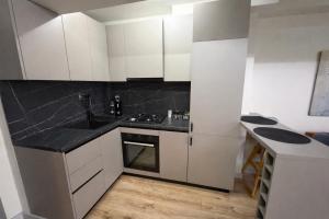 Fly & Stay Otopeni Airport - Self Check-in