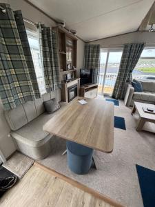 Luxury Sea View Escape in Clarach Bay