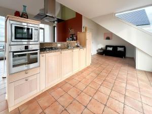 Penthouse with Lake View Terrace