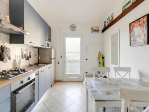 Pool, air conditioning, parking img19