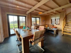 Villa with Sauna & Tub
