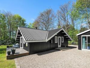 6 person holiday home in Toftlund-By Traum