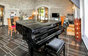 Gorgeous Home In Loriol-Sur-Drôme