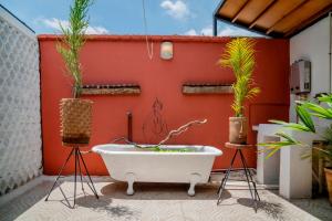 COMPLEJO PORFIRIO · Two Houses Seven Bedroom Group Retreat