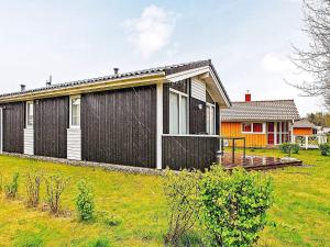 4 person holiday home in GROEMITZ