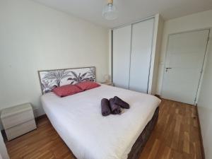 Appartement centre-ville parking - 6 pers. - FR-1-432-97