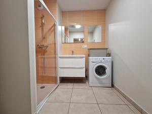 Appartement centre-ville parking - 6 pers. - FR-1-432-97