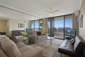 St Tropez Apartment 43