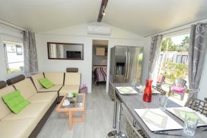 Campings Camping Domaine Du Golfe De Saint Tropez : photos des chambres