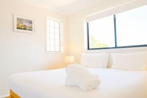 Coastal Comfort BBQ Yard Pet Friendly Stay