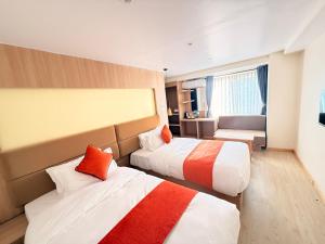 14 Luxe By Mums Home