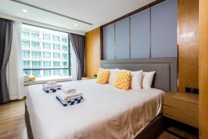 Suite Alto 2BR Family Pools Gym Rawai Beach