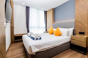Suite Alto 2BR Family Pools Gym Rawai Beach