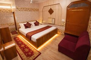 Tripathis Rampath Inn Ayodhya