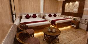 Tripathis Rampath Inn Ayodhya