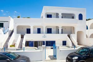 Penthouse Azzurra Sea View Near Beach - Happy Rentals