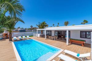 Villa Casa Luna by Villa Plus