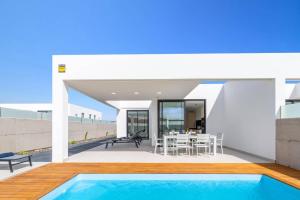 Villa Hibiscus by Villa Plus